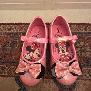 Minnie Mouse Polka Dot Bow Shoes